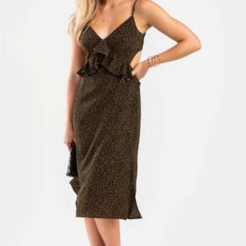 Francesca's Jun & Ivy dress  Mali Leopard Ruffle Midi Dress Sage Size large